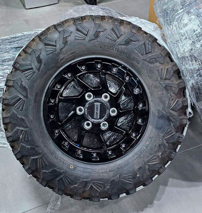 LLANTA Y RIN MAVERICK R