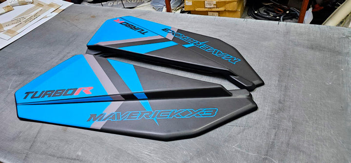 MEDIAS PUERTAS ROTULADAS 2 PLAZAS MAVERICK X3