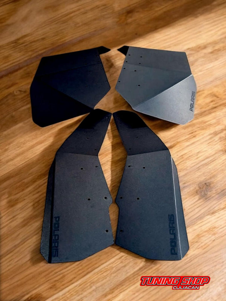 LODERAS PLANAS ANCHAS DE PLASTICO RZR PRO S 2025