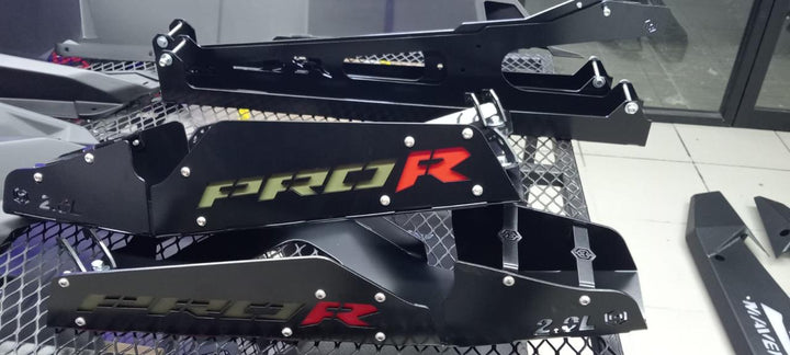 JUEGO DE CUBRE HORQUILLAS PRO R 2025