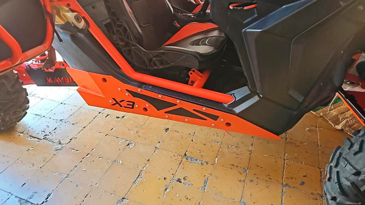 ESTRIBOS 2 PLAZAS DE PLACA MAVERICK X3